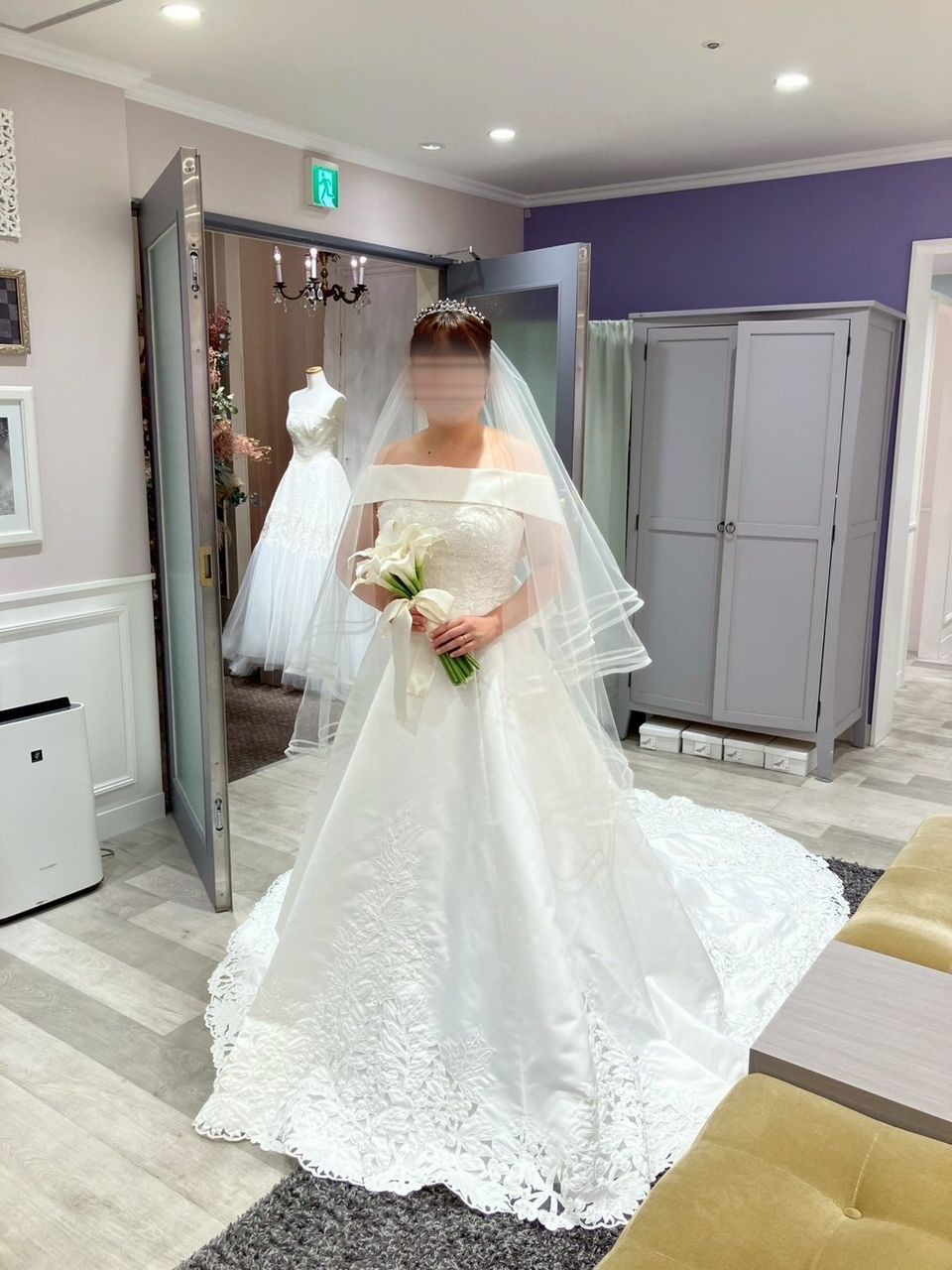 上品で華やかなドレス