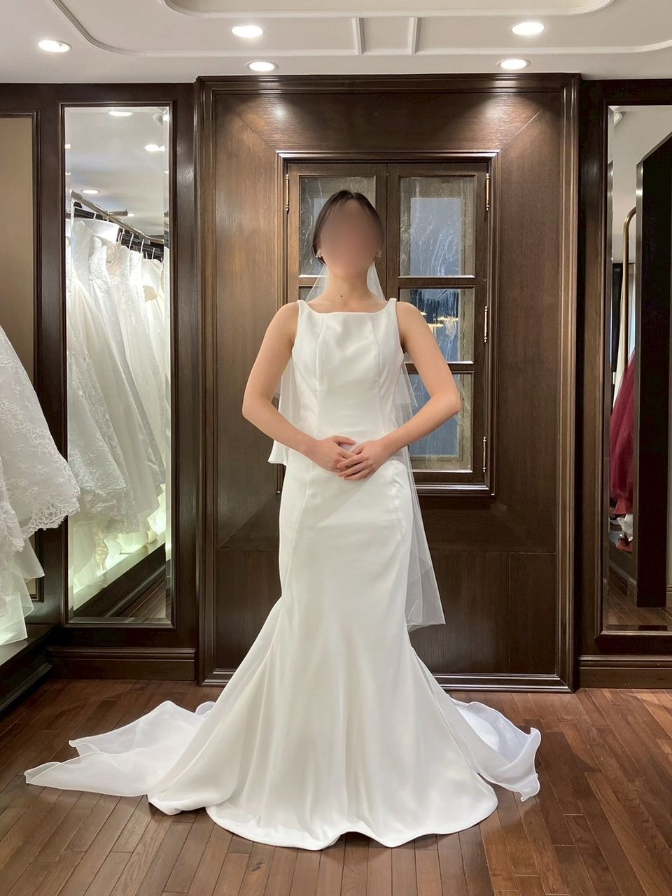 大人向きなクラシカルドレス