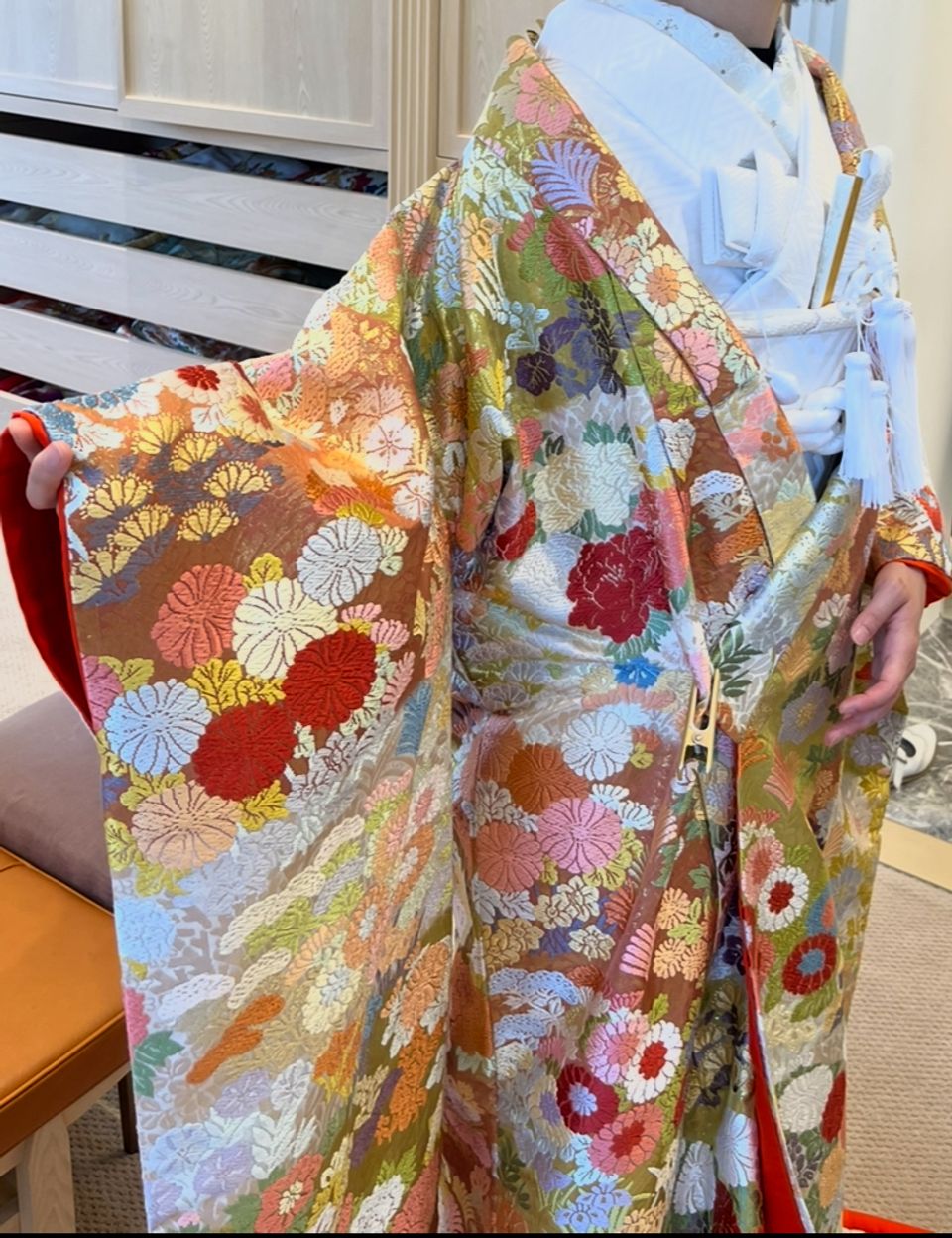 華やかな色打掛