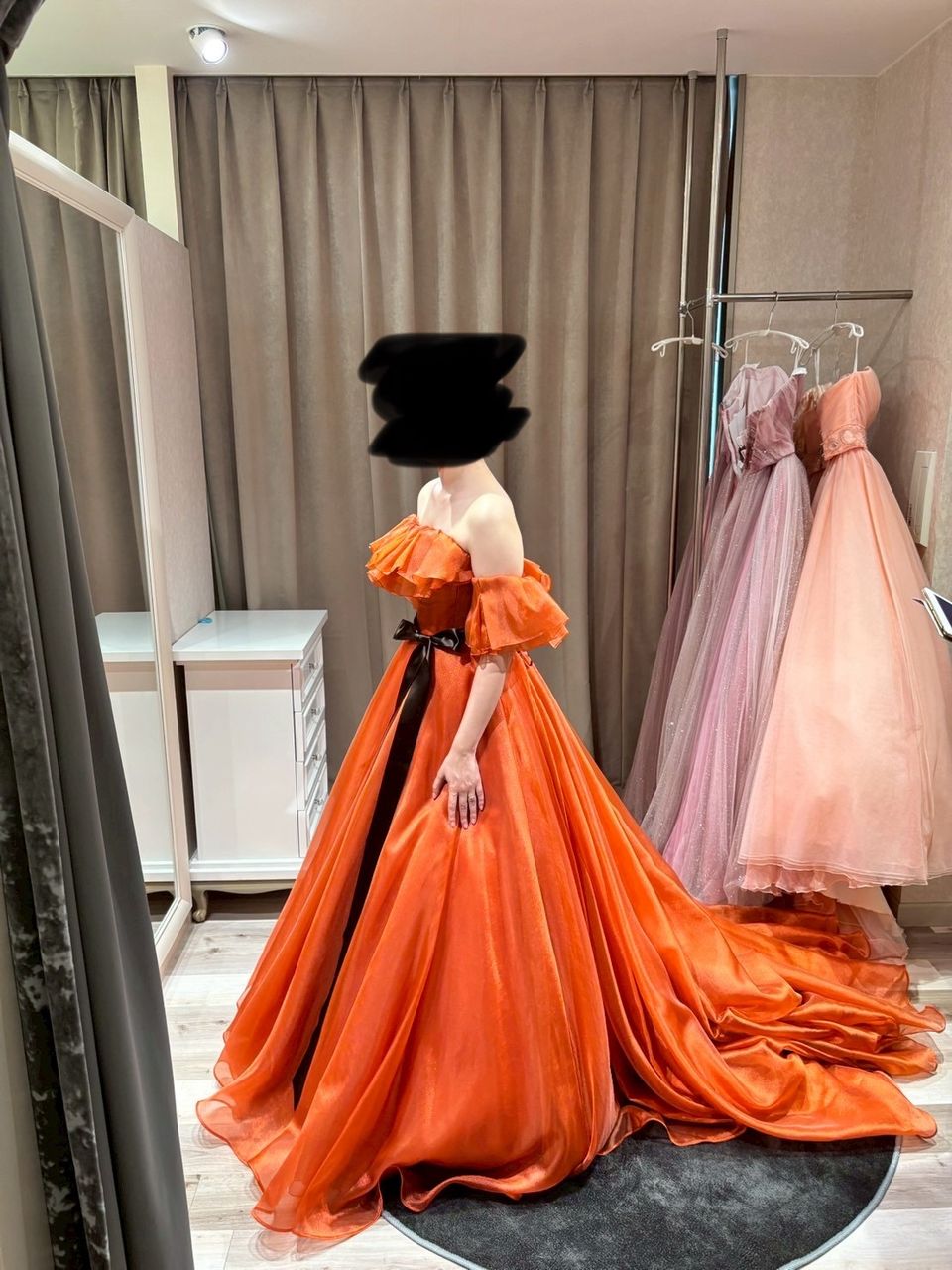 発色良きなドレス