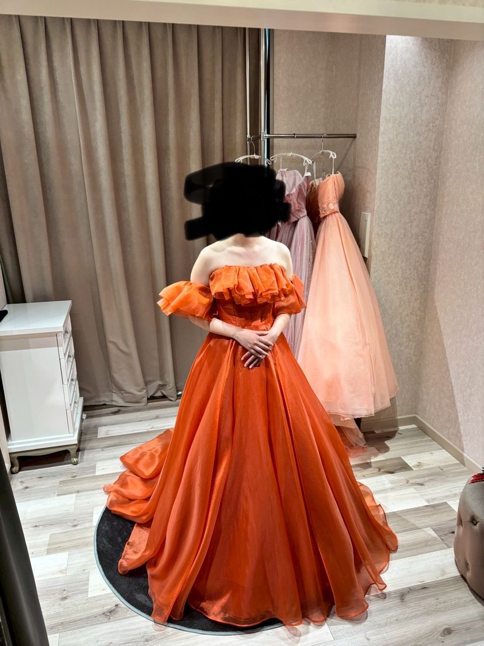 発色良きなドレス