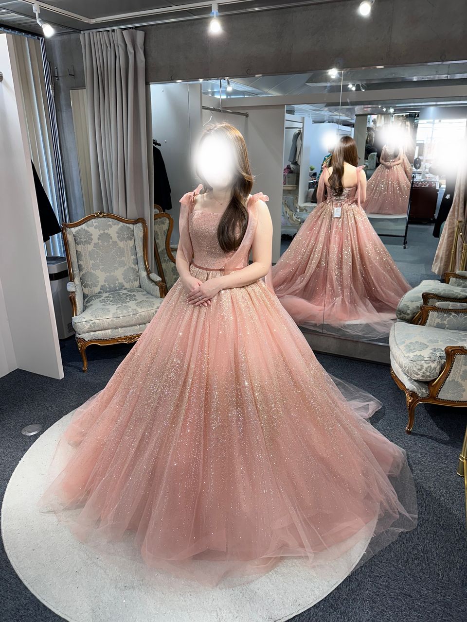 さりげないリボンにときめくドレス