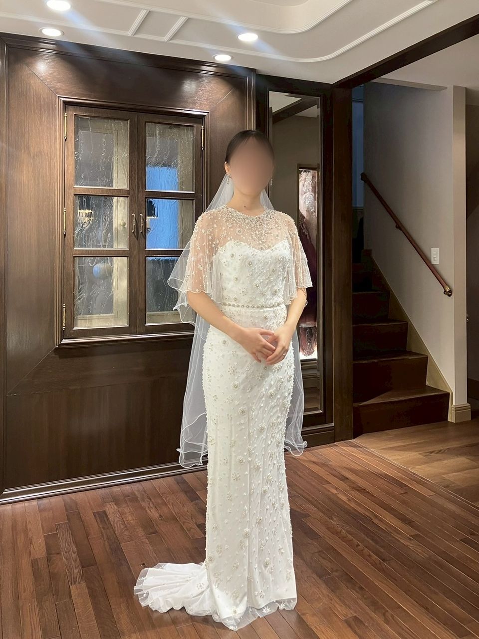 ピーズ刺繍が綺麗 他には無いデザイン