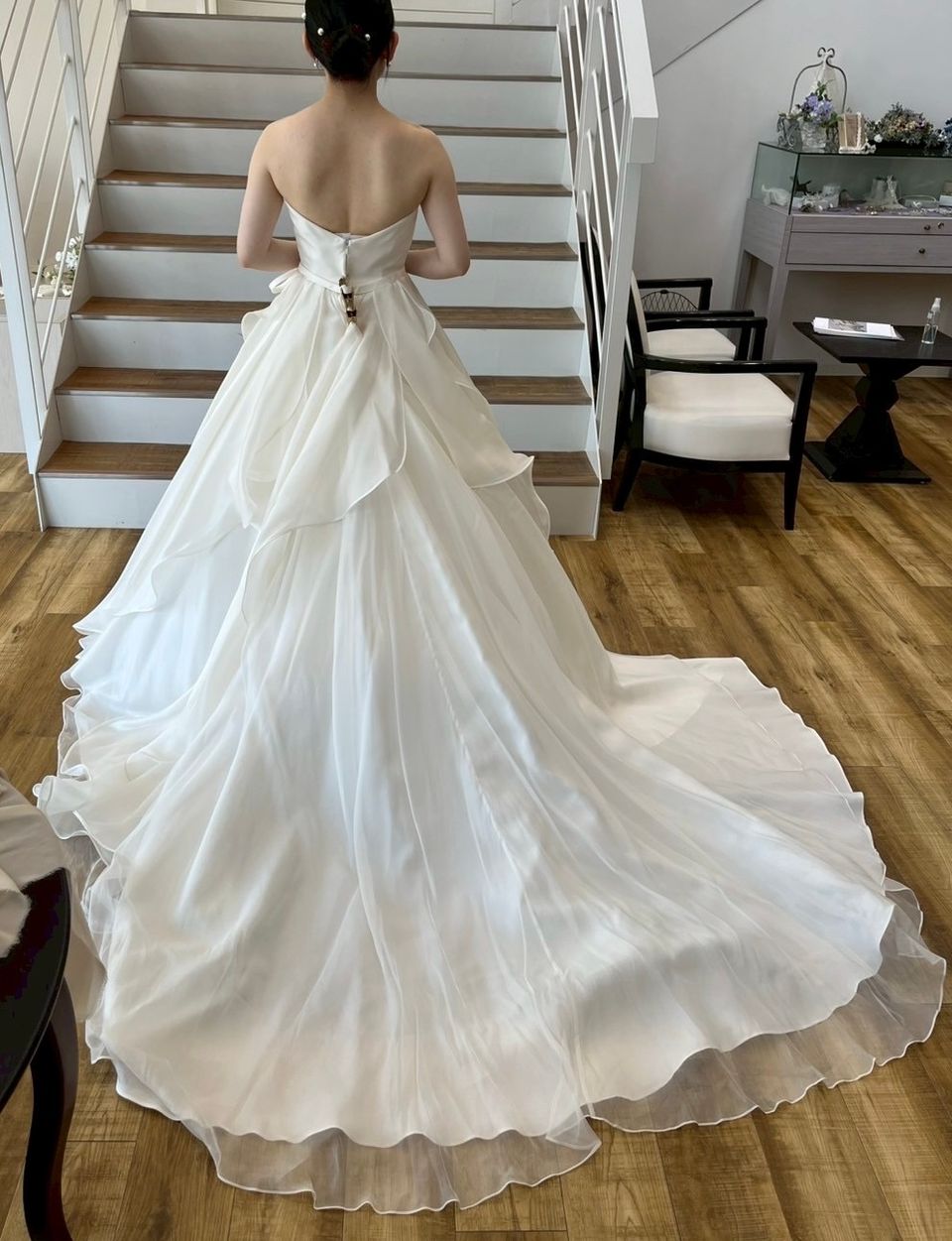 ふんわり柔らかく揺れる妖精さんのようなドレス