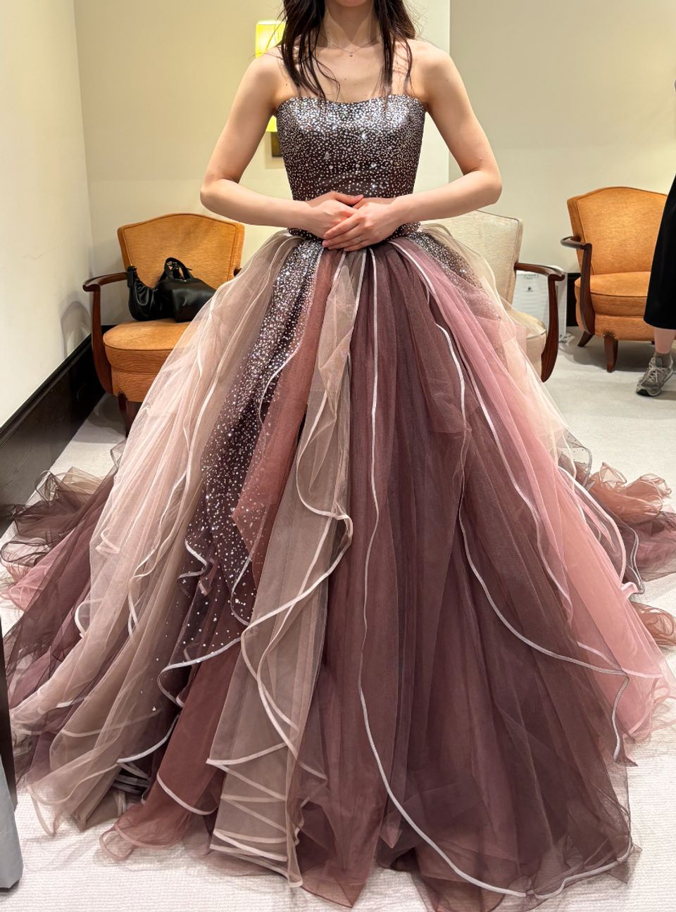 暖色系チュールドレス