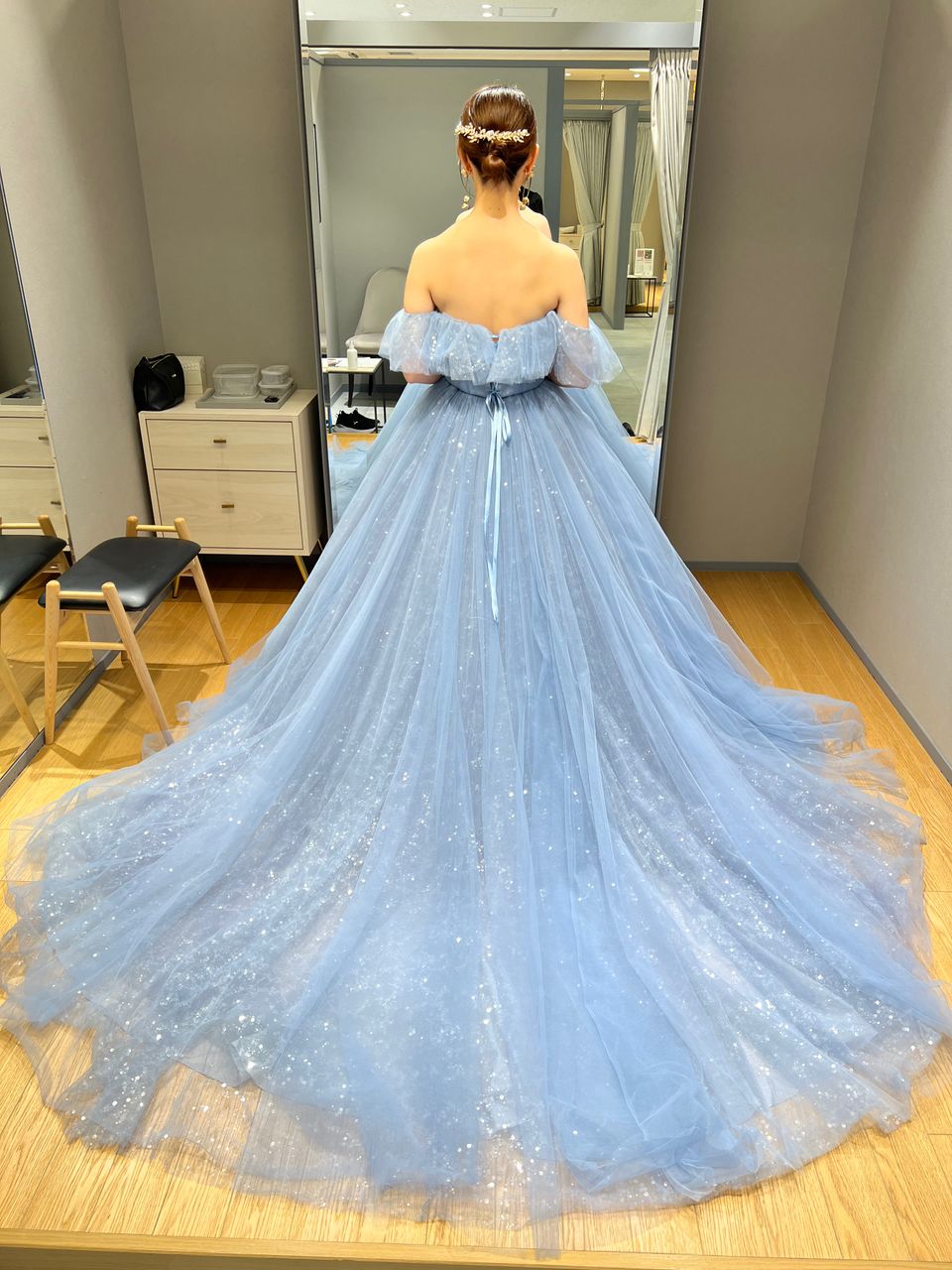 キラキラ可愛い水色ドレス
