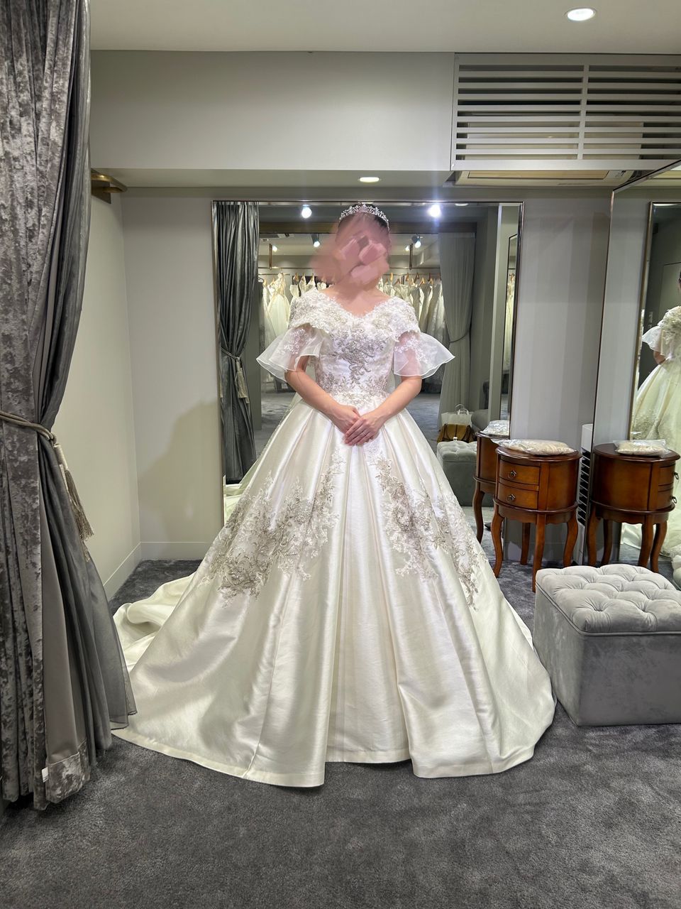 ユミカツラ新作のリアルプリンセスなドレス