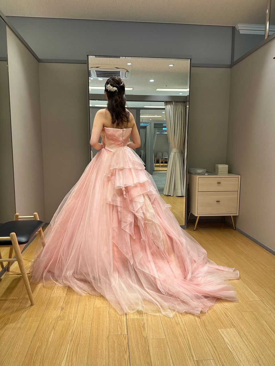 イソギンチャクみたいなドレス