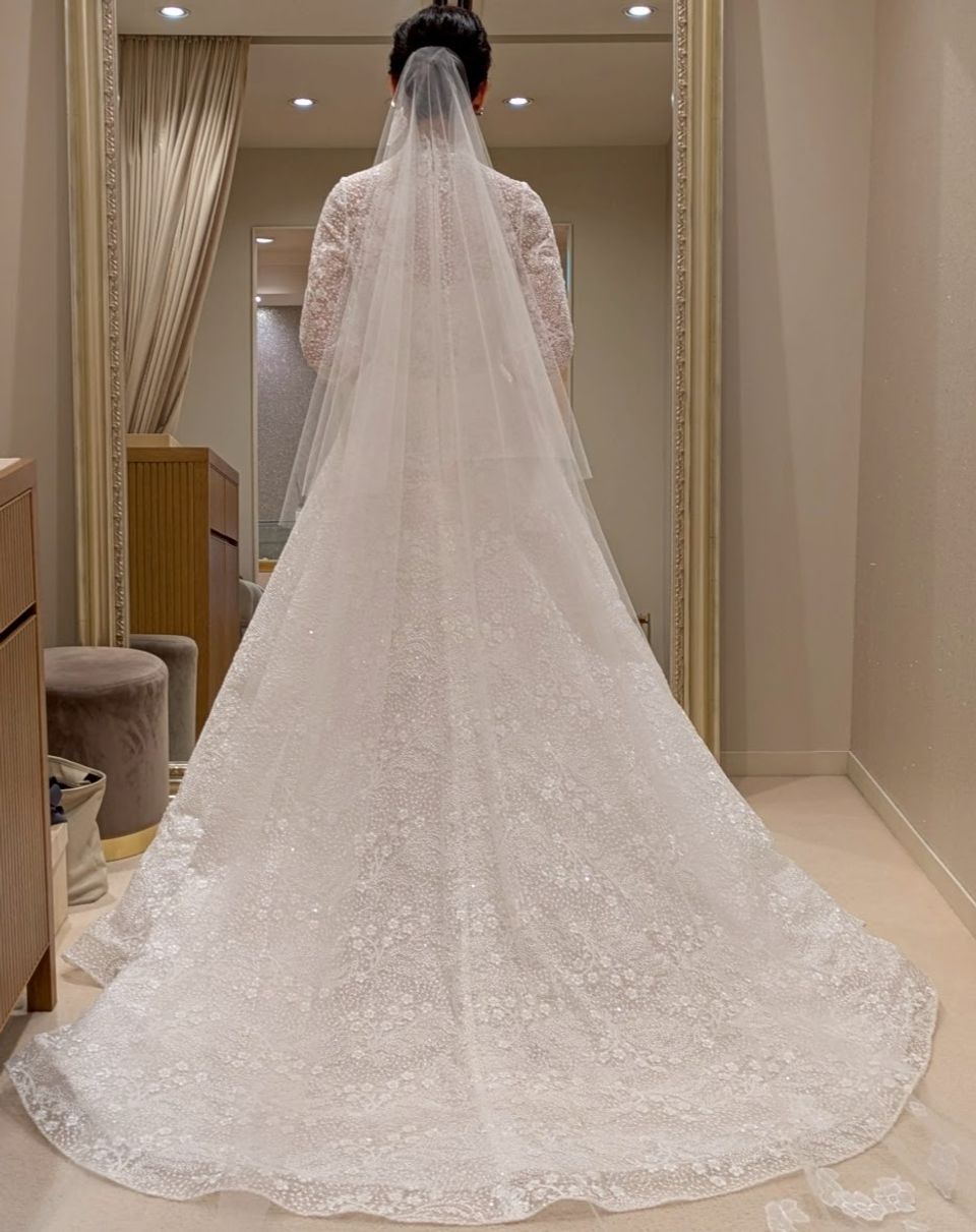 インド刺繍のドレス