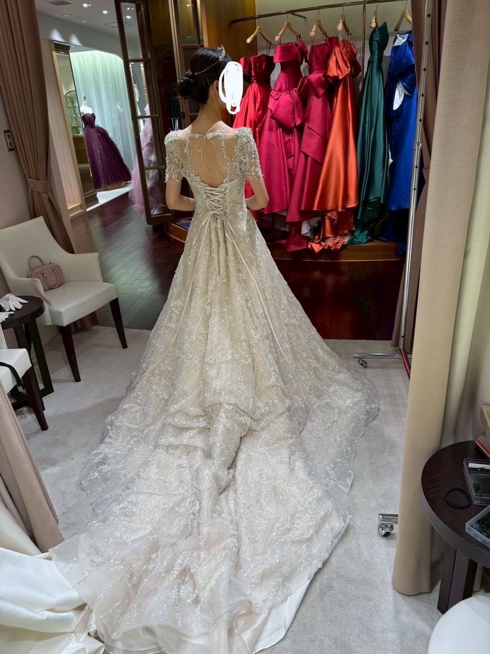 抜け感のある韓国ドレス