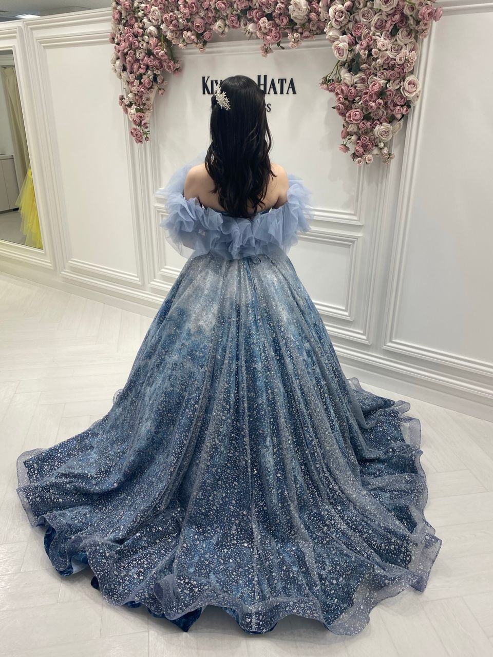 キラキラ宝石ドレス